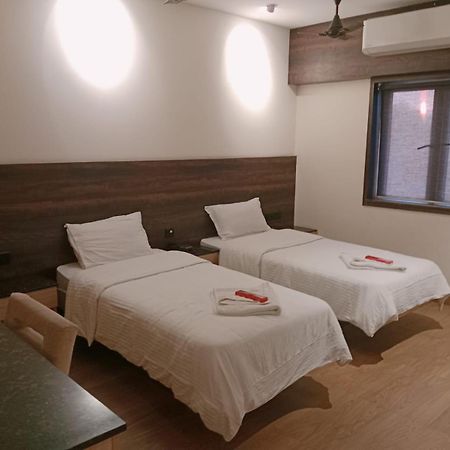 Ant Biz Rooms Near Chennai Trade Centre Экстерьер фото